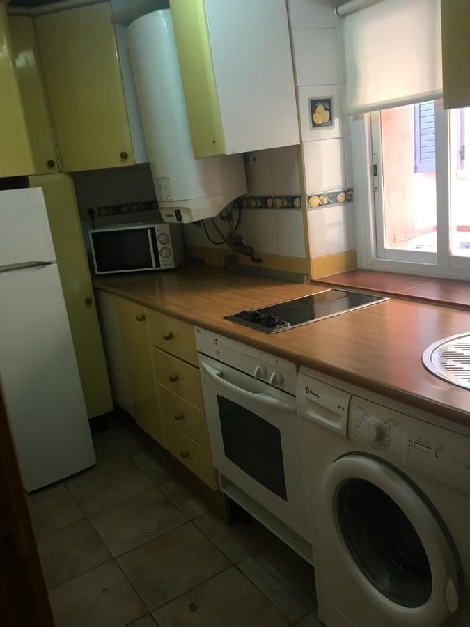 Apartamentos Turisticos Sol Y Nieve 하카 외부 사진